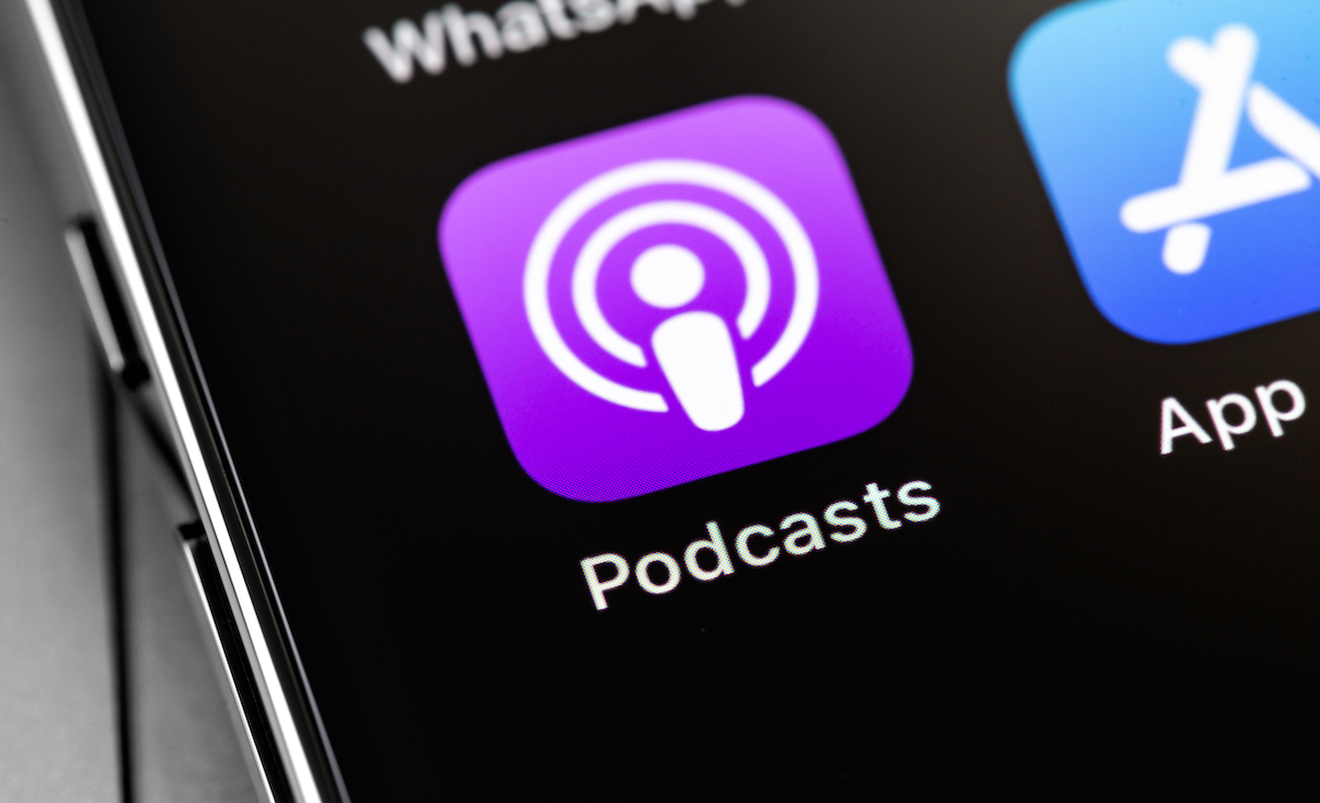 Apple discloses deal to hire team and license tech from personalized podcast startup Huxe